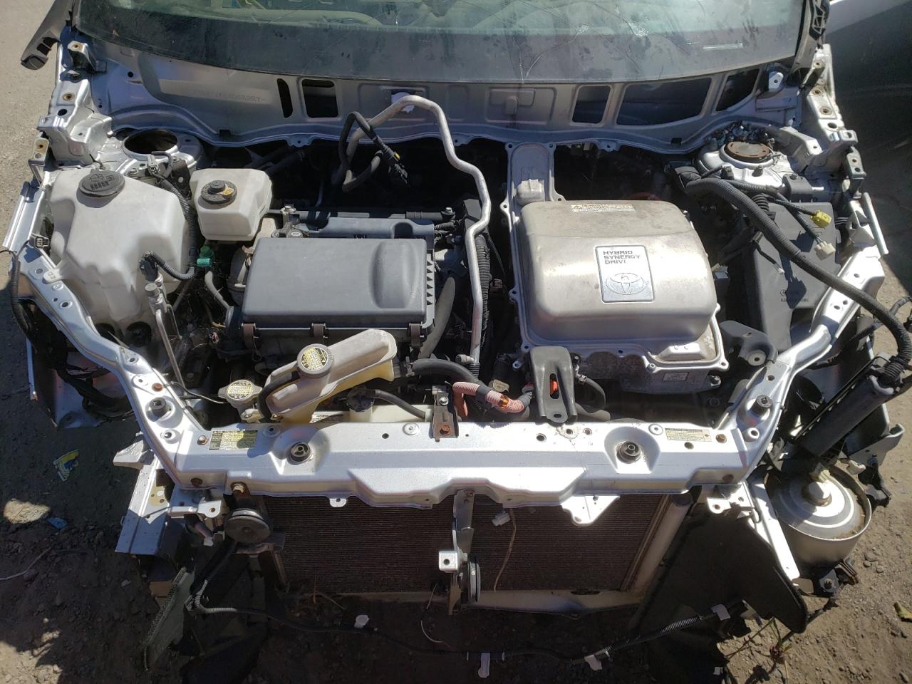 Photo 7 from auction – 2005 TOYOTA PRIUS with VIN JTDKB20U757045257