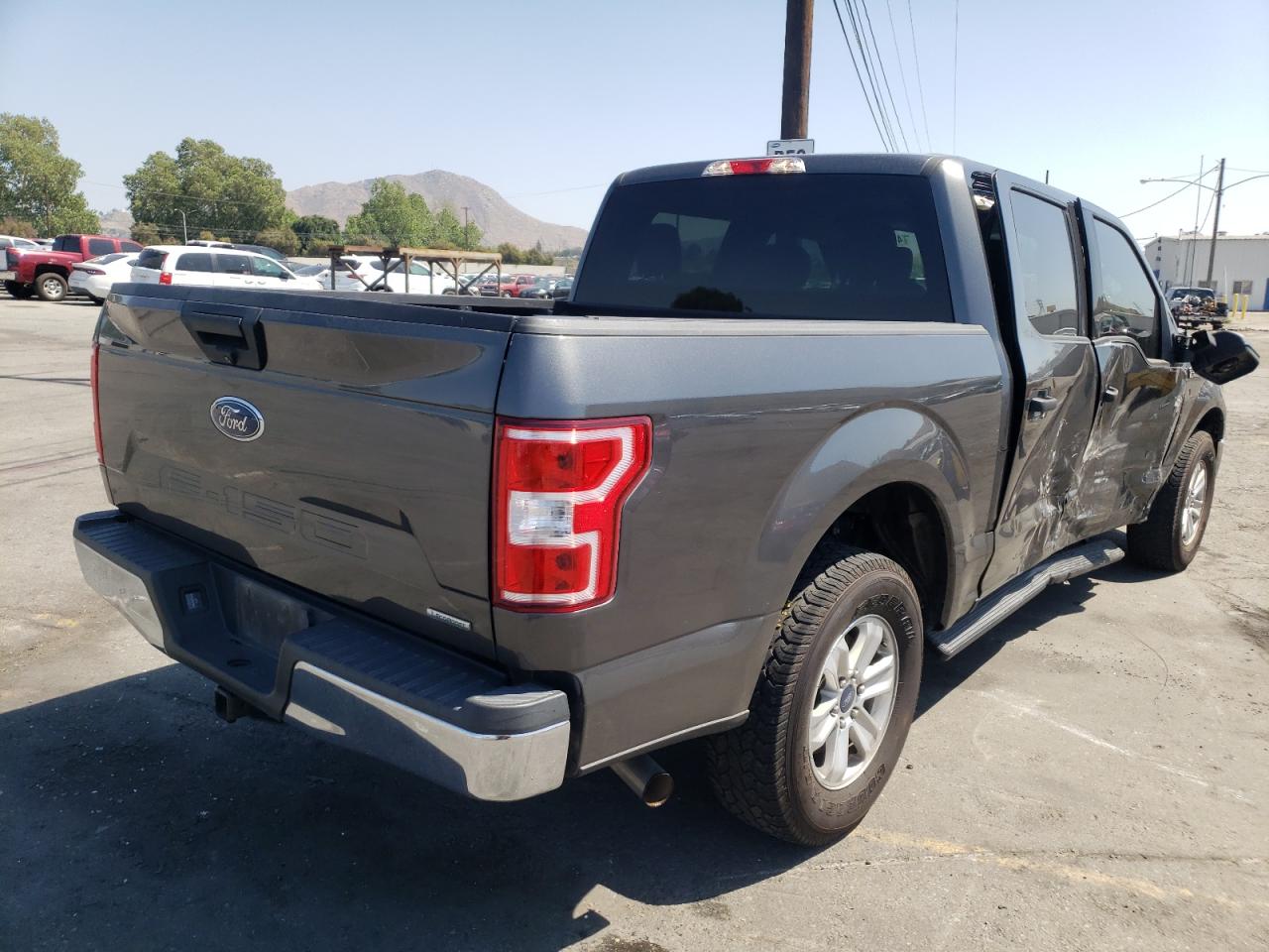 Photo 4 from auction – 2018 FORD F150 SUPER with VIN 1FTEW1CG0JFB31740