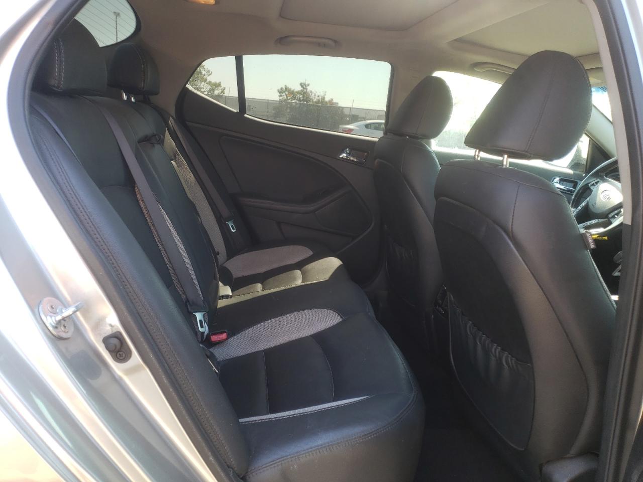 Photo 6 from auction – 2012 KIA OPTIMA SX with VIN 5XXGR4A66CG024756