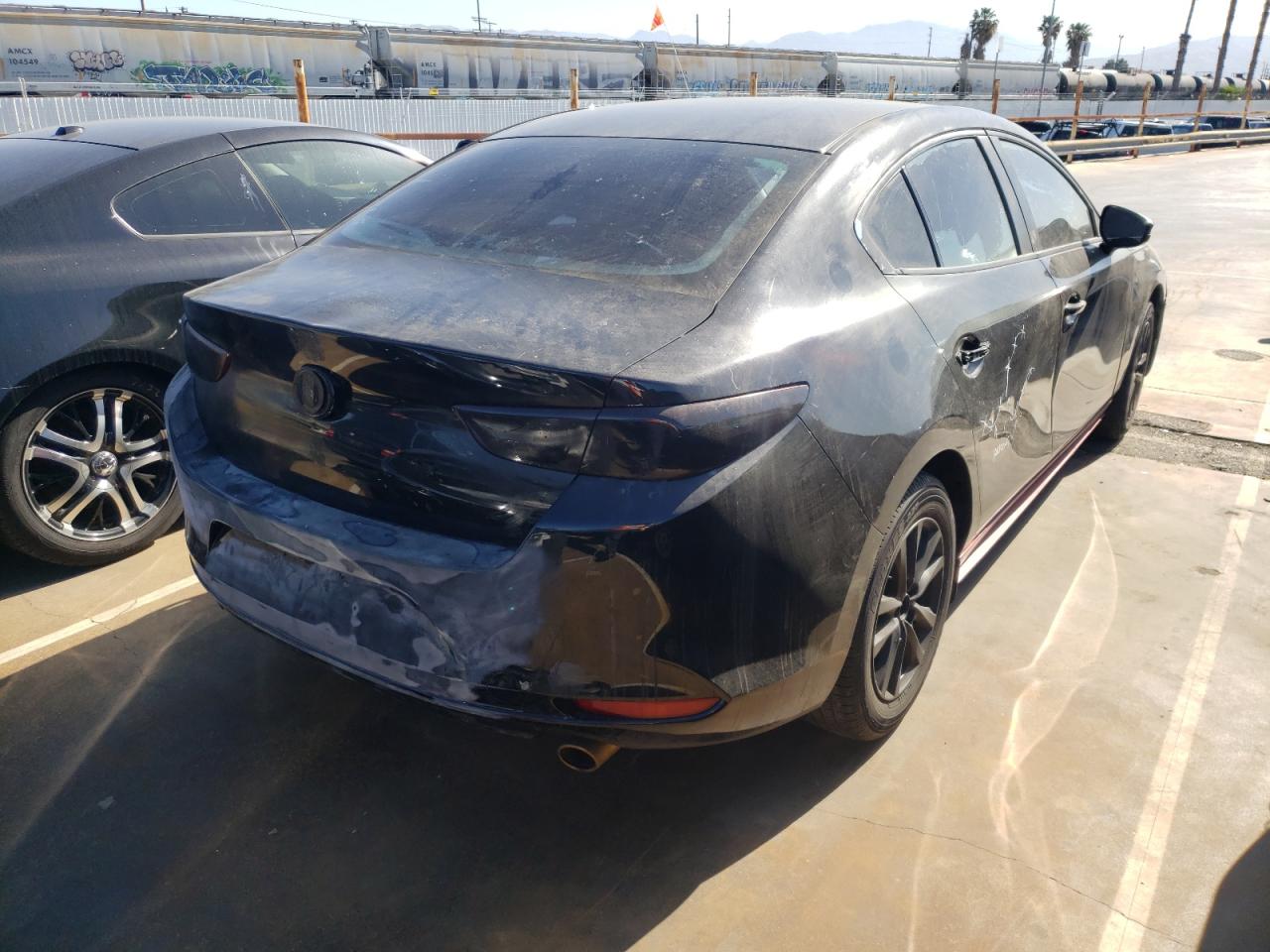 Photo 4 from auction – 2021 MAZDA 3 with VIN JM1BPAALXM1328903