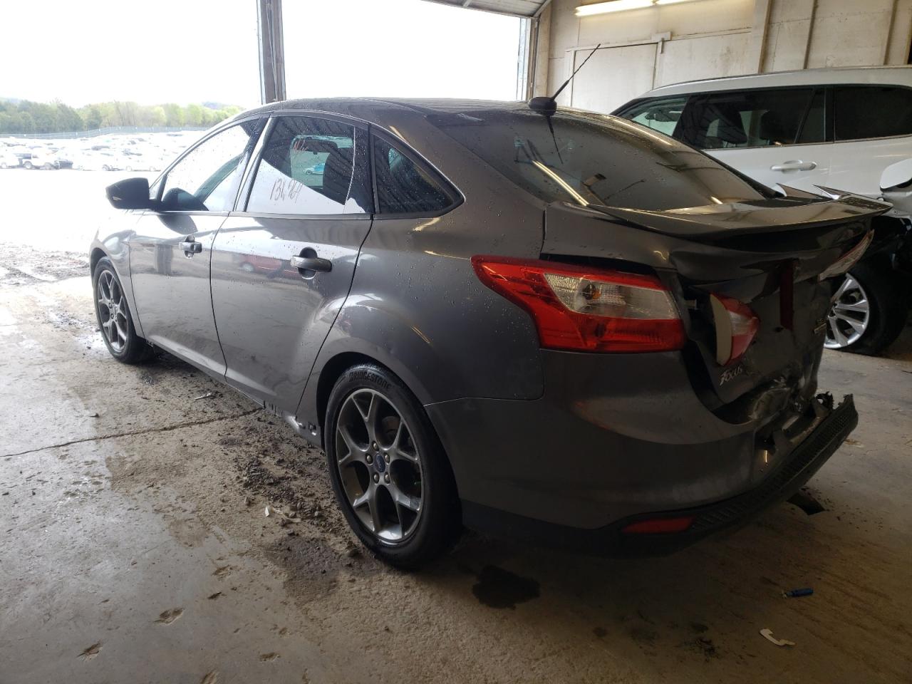 Photo 3 from auction – 2014 FORD FOCUS SE with VIN 1FADP3F2XEL151446
