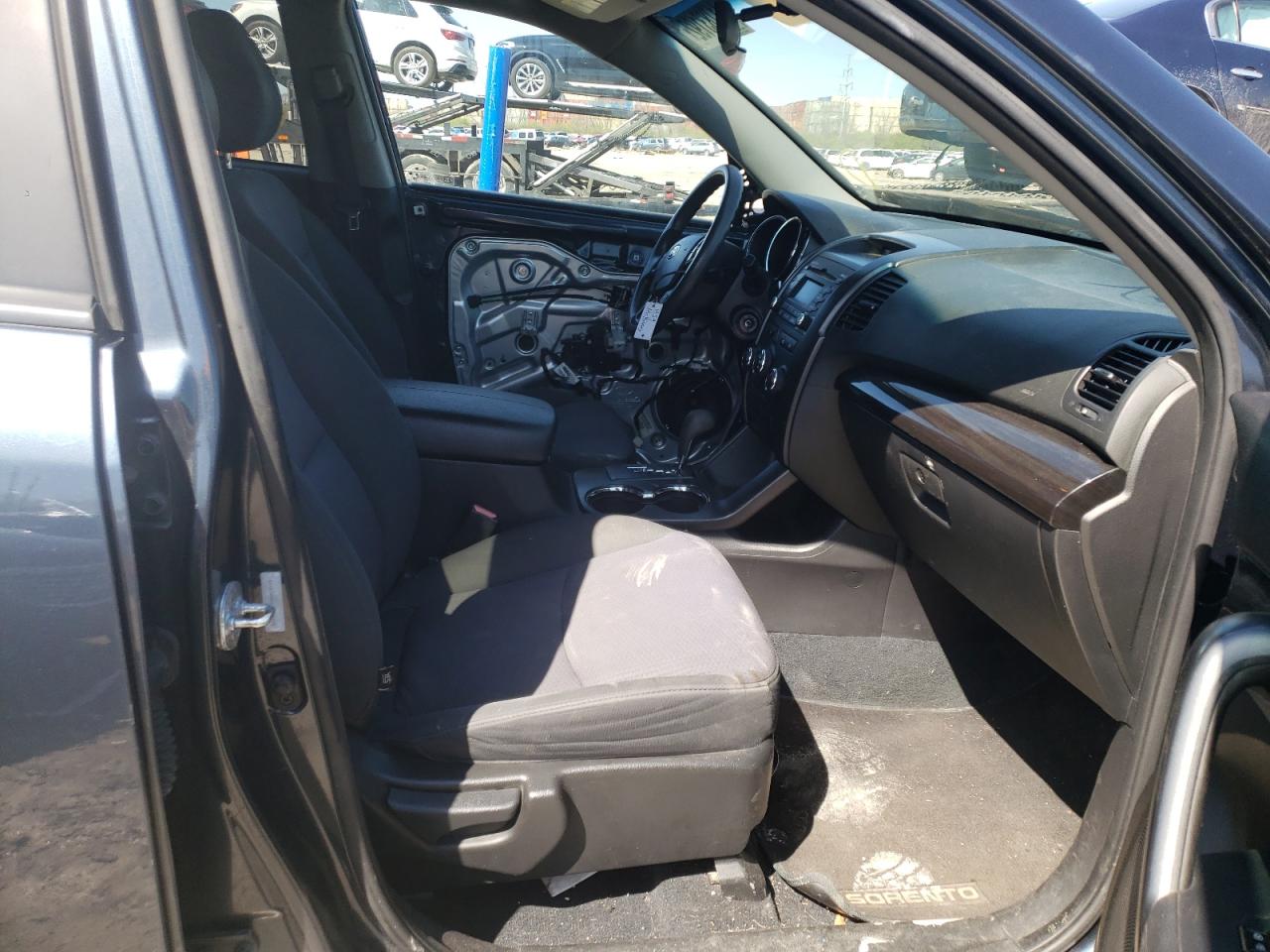 Photo 5 from auction – 2012 KIA SORENTO BA with VIN 5XYKTDA2XCG217108