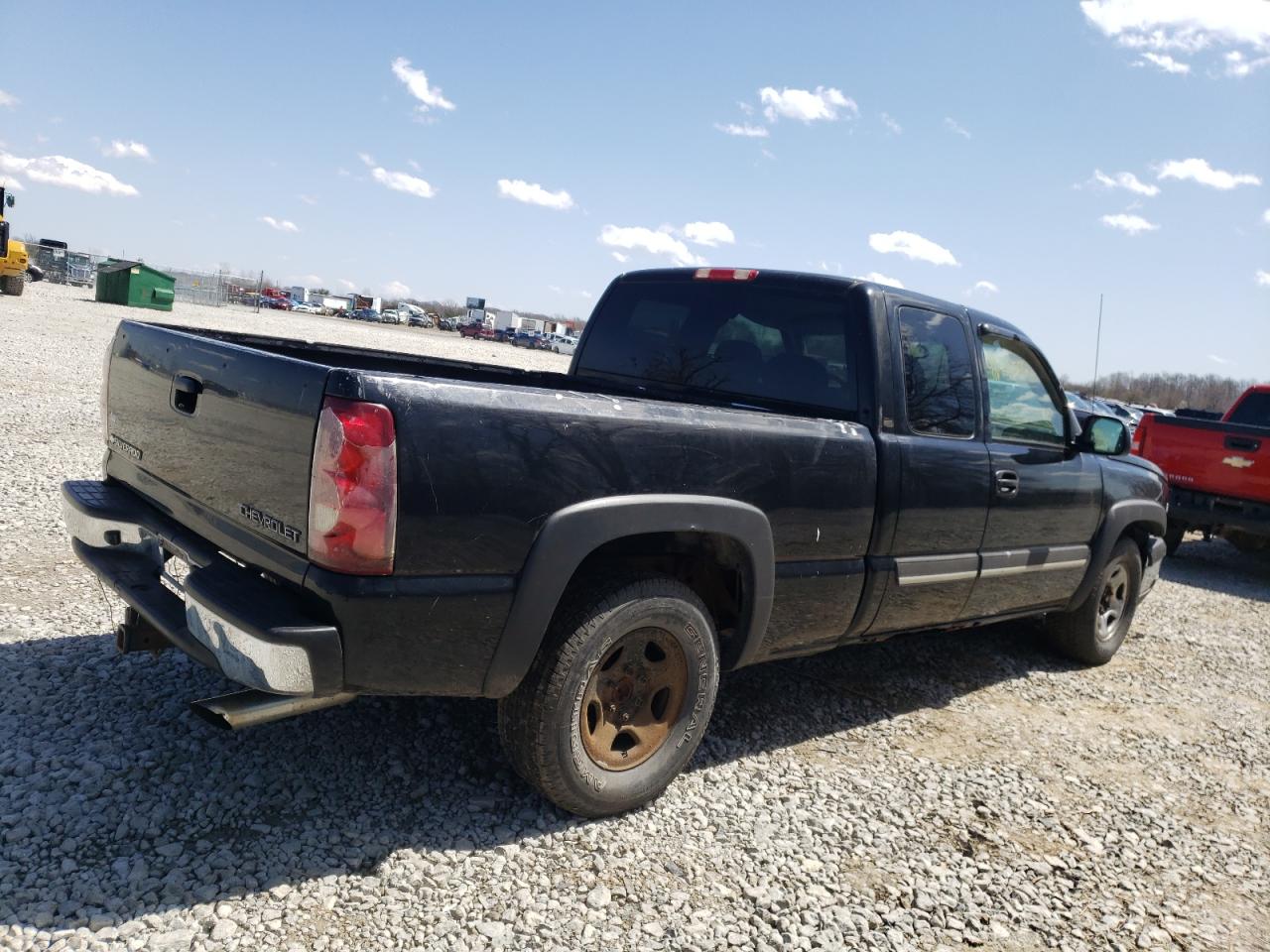 Photo 4 from auction – 2003 CHEVROLET SILVERADO with VIN 1GCEC19T13Z140252