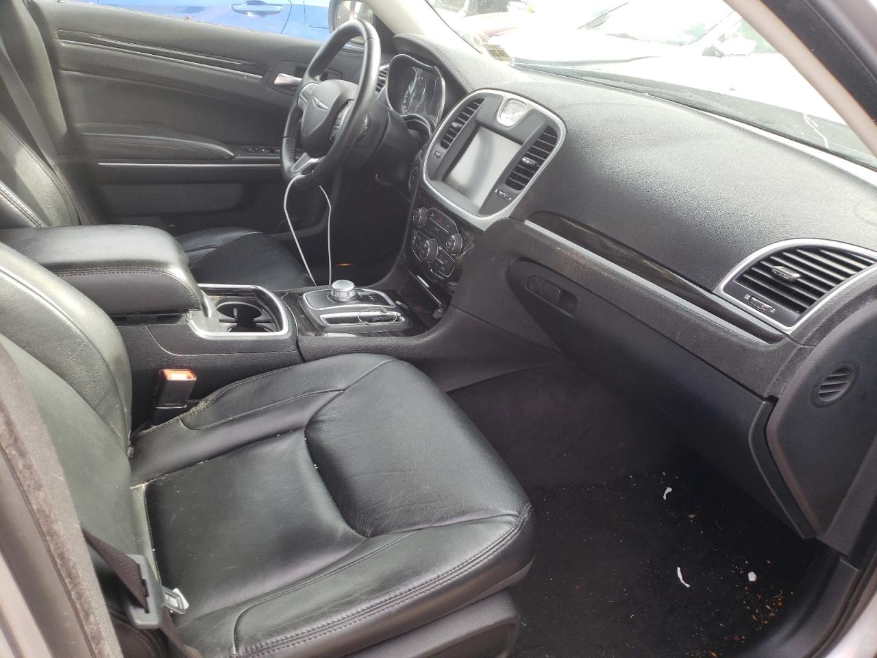 Zdjęcie 5 z aukcji – 2015 CHRYSLER 300 LIMITE z VIN 2C3CCAAG9FH760362