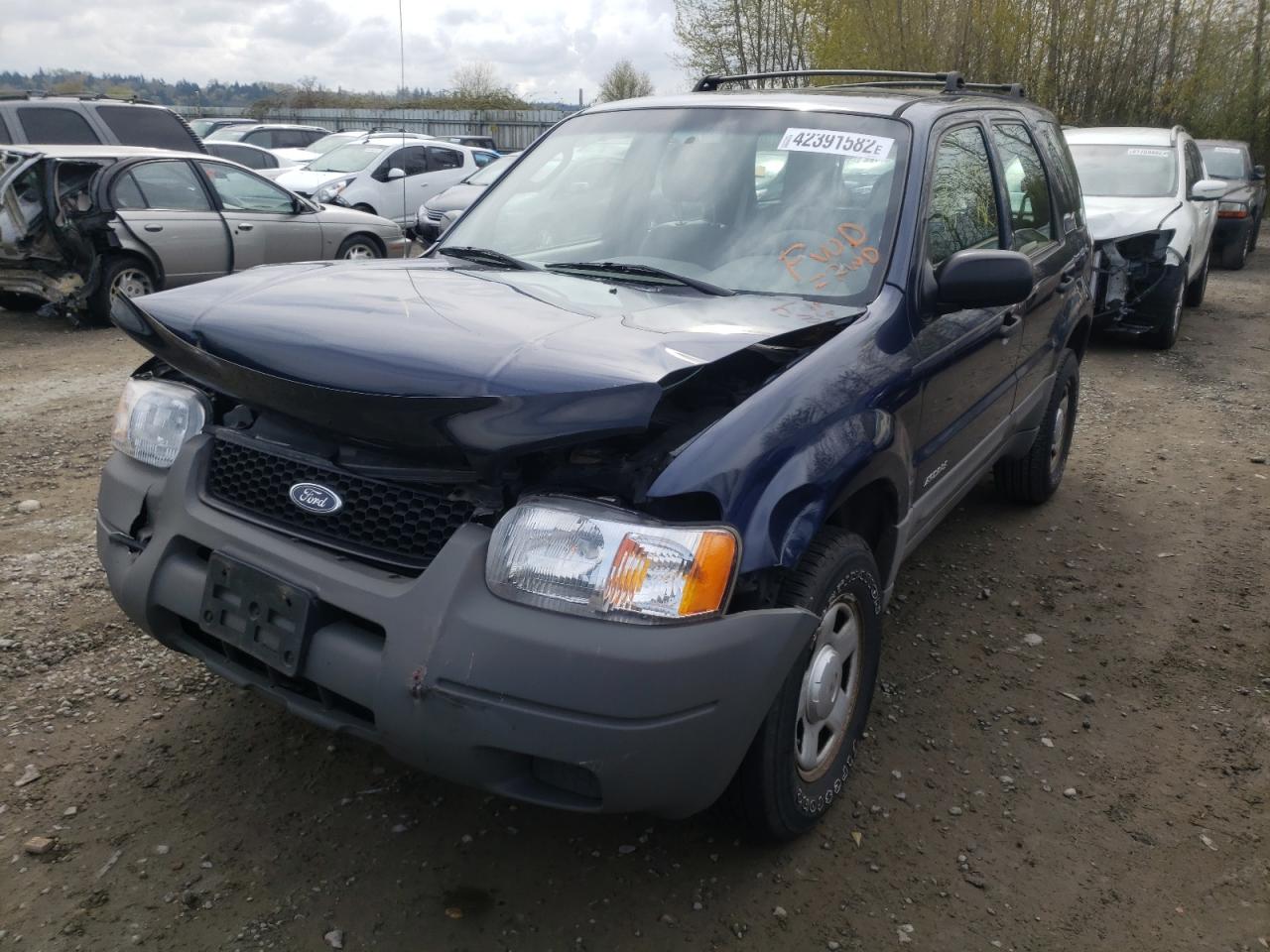 Photo 2 from auction – 2002 FORD ESCAPE XLS with VIN 1FMYU01B92KA43777