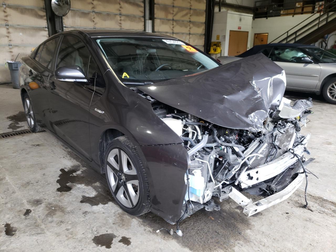 TOYOTA PRIUS 2017 with VIN JTDKARFU4H3543429 - Photo from auction