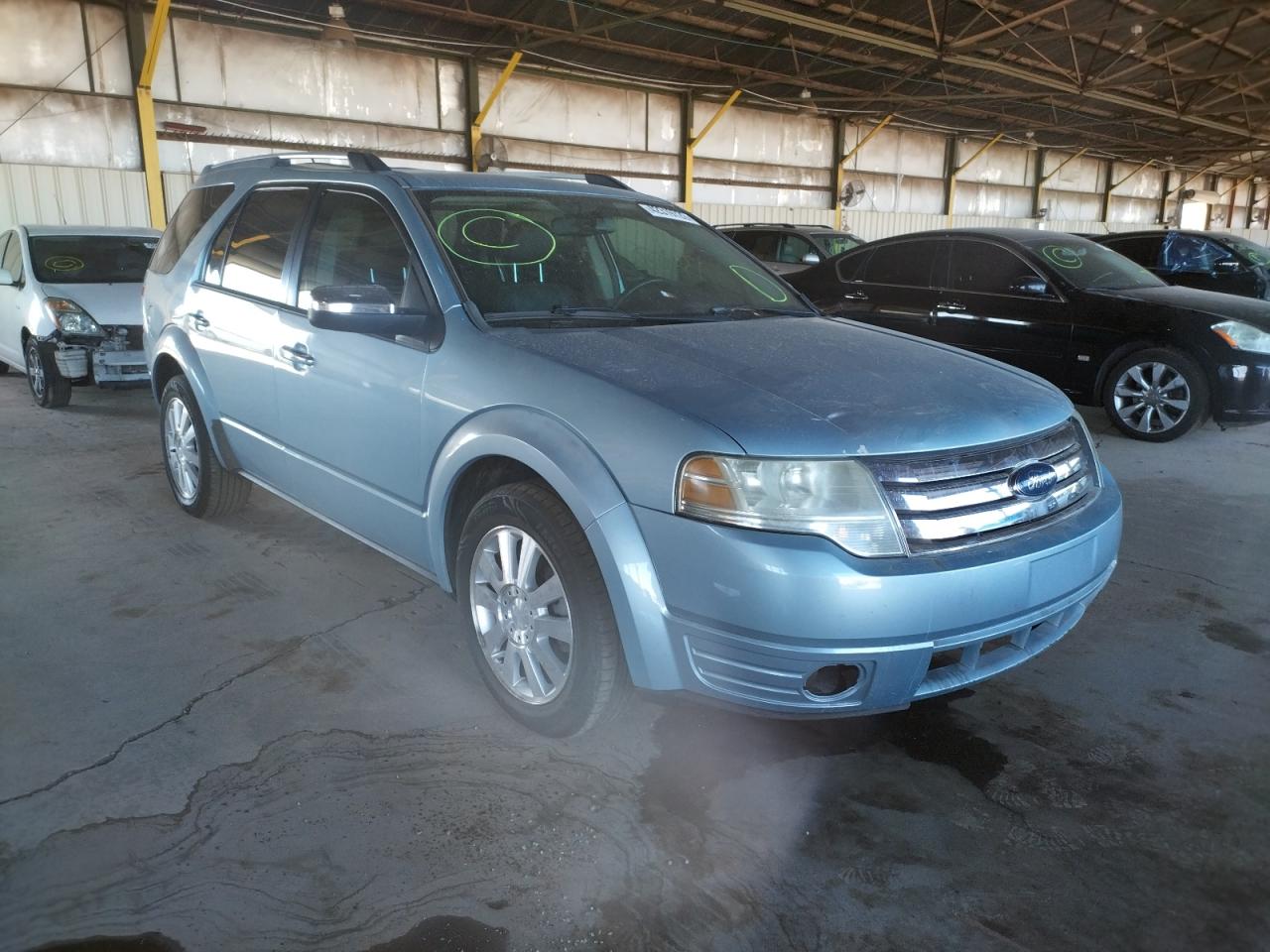 FORD TAURUS X L 2008 with VIN 1FMDK03W28GA18185 - Photo from auction