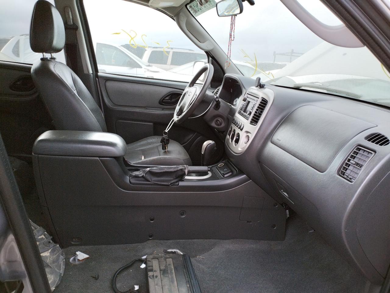 Photo 5 from auction – 2007 FORD ESCAPE HEV with VIN 1FMCU59H67KB35419