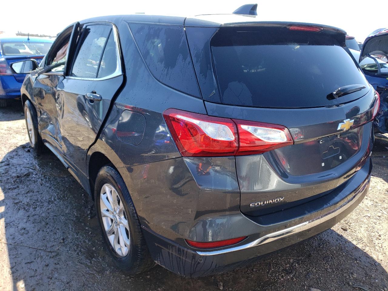 Photo 3 from auction – 2018 CHEVROLET EQUINOX LT with VIN 2GNAXJEV2J6328434