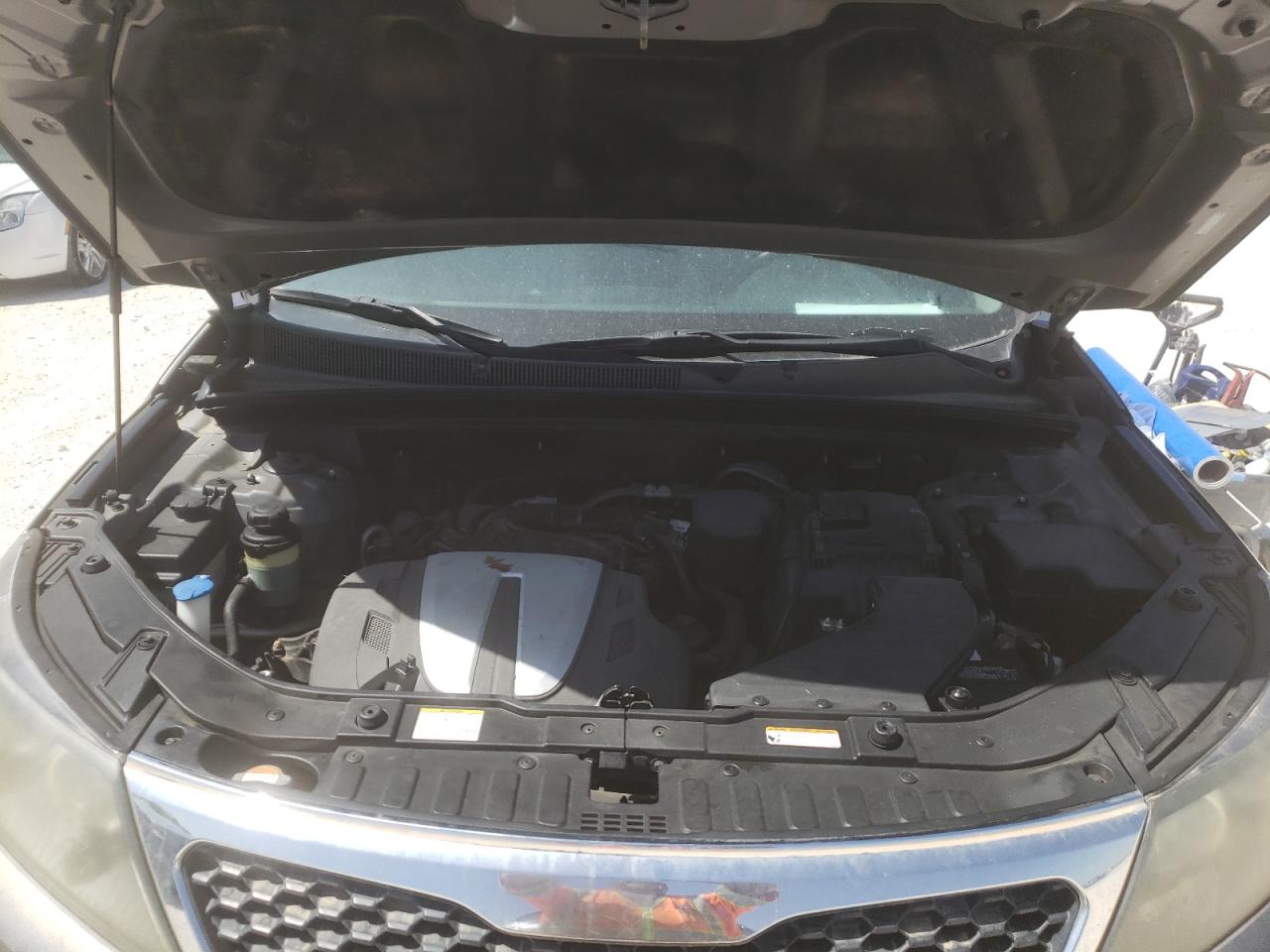 Photo 7 from auction – 2011 KIA SORENTO BA with VIN 5XYKTDA28BG079258