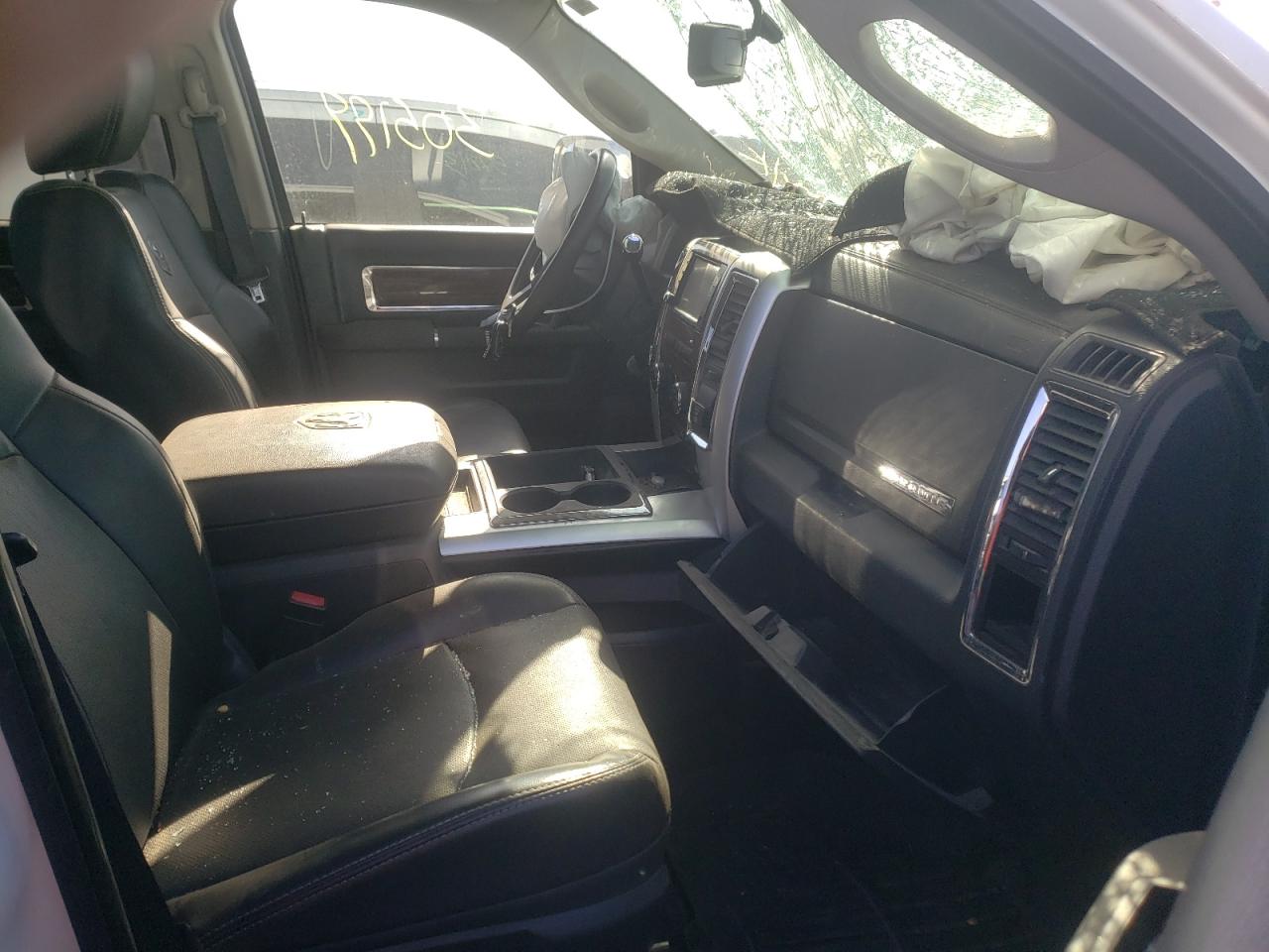 Photo 5 from auction – 2011 DODGE RAM 3500 with VIN 3D73Y3CL4BG587899