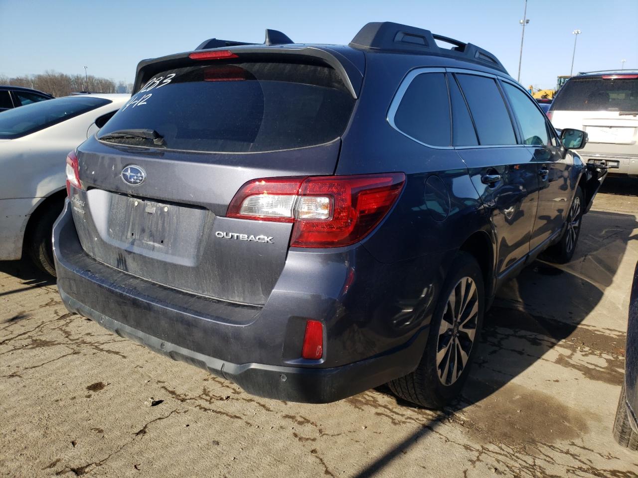 Photo 4 from auction – 2017 SUBARU OUTBACK 2. with VIN 4S4BSANC7H3271283