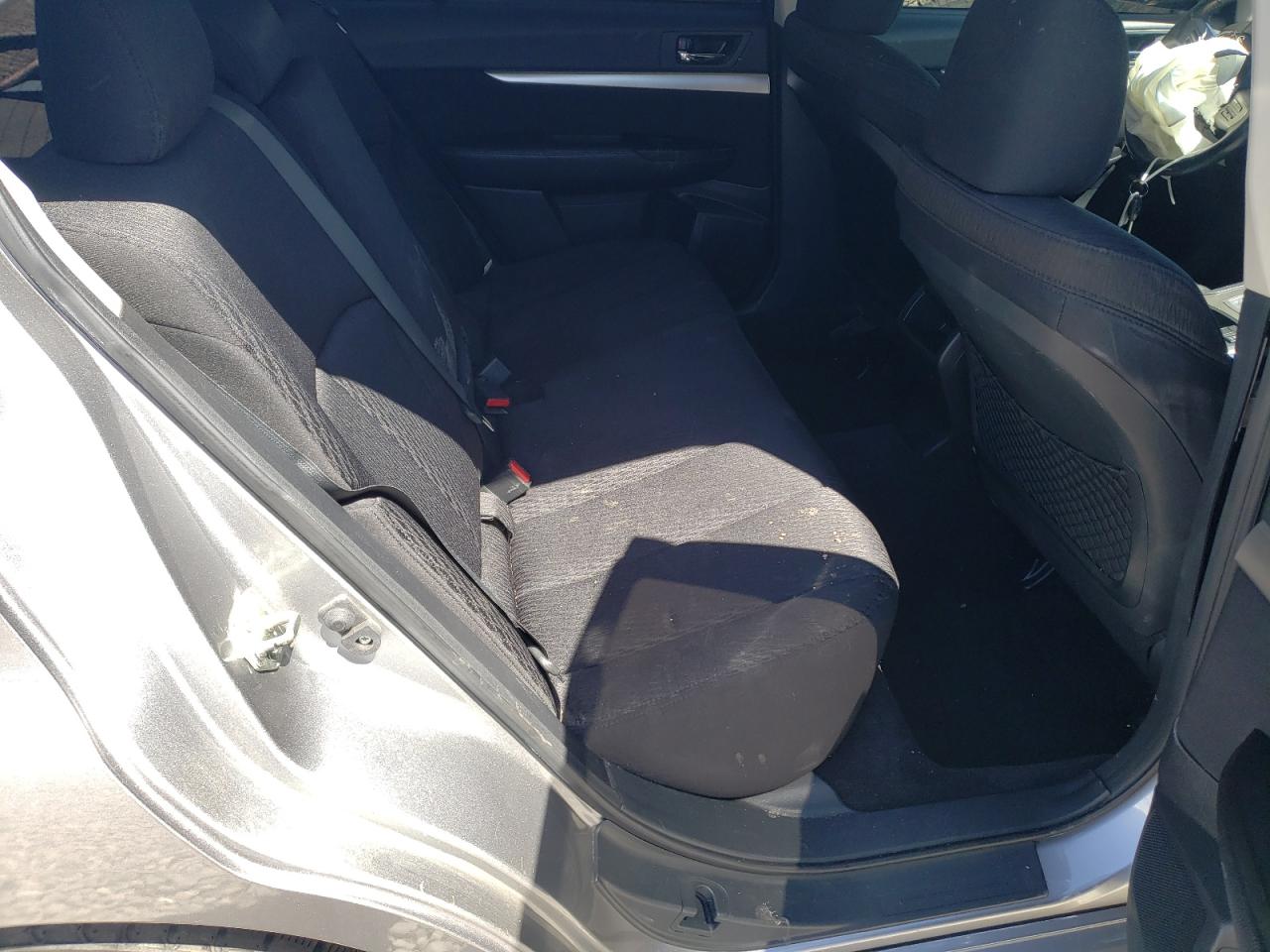 Foto 6 de la subasta – 2010 SUBARU LEGACY 2.5 con VIN 4S3BMCC60A3225923