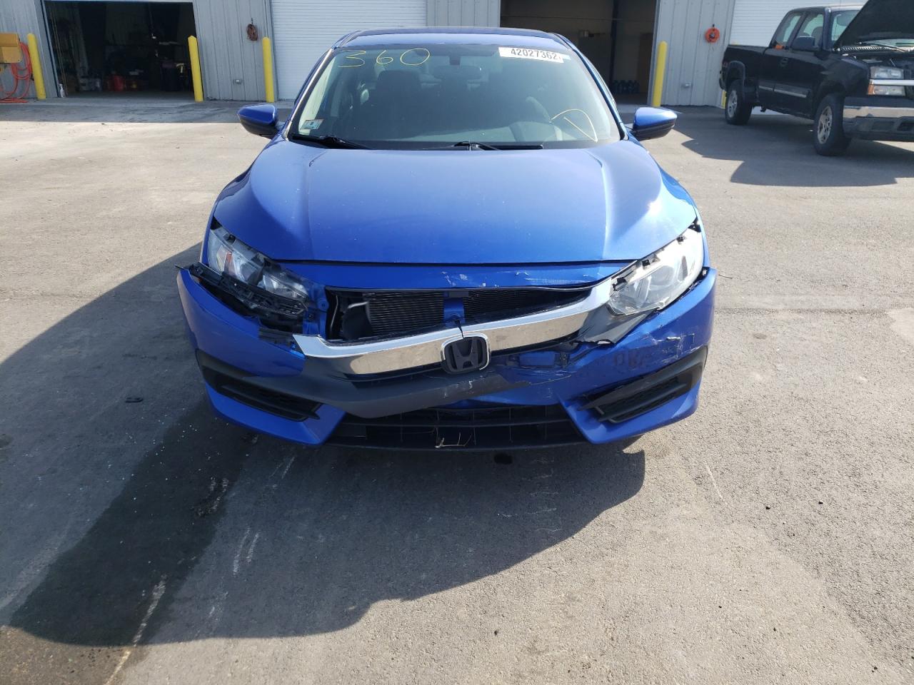 Photo 9 from auction – 2016 HONDA CIVIC LX with VIN 19XFC2F55GE245572