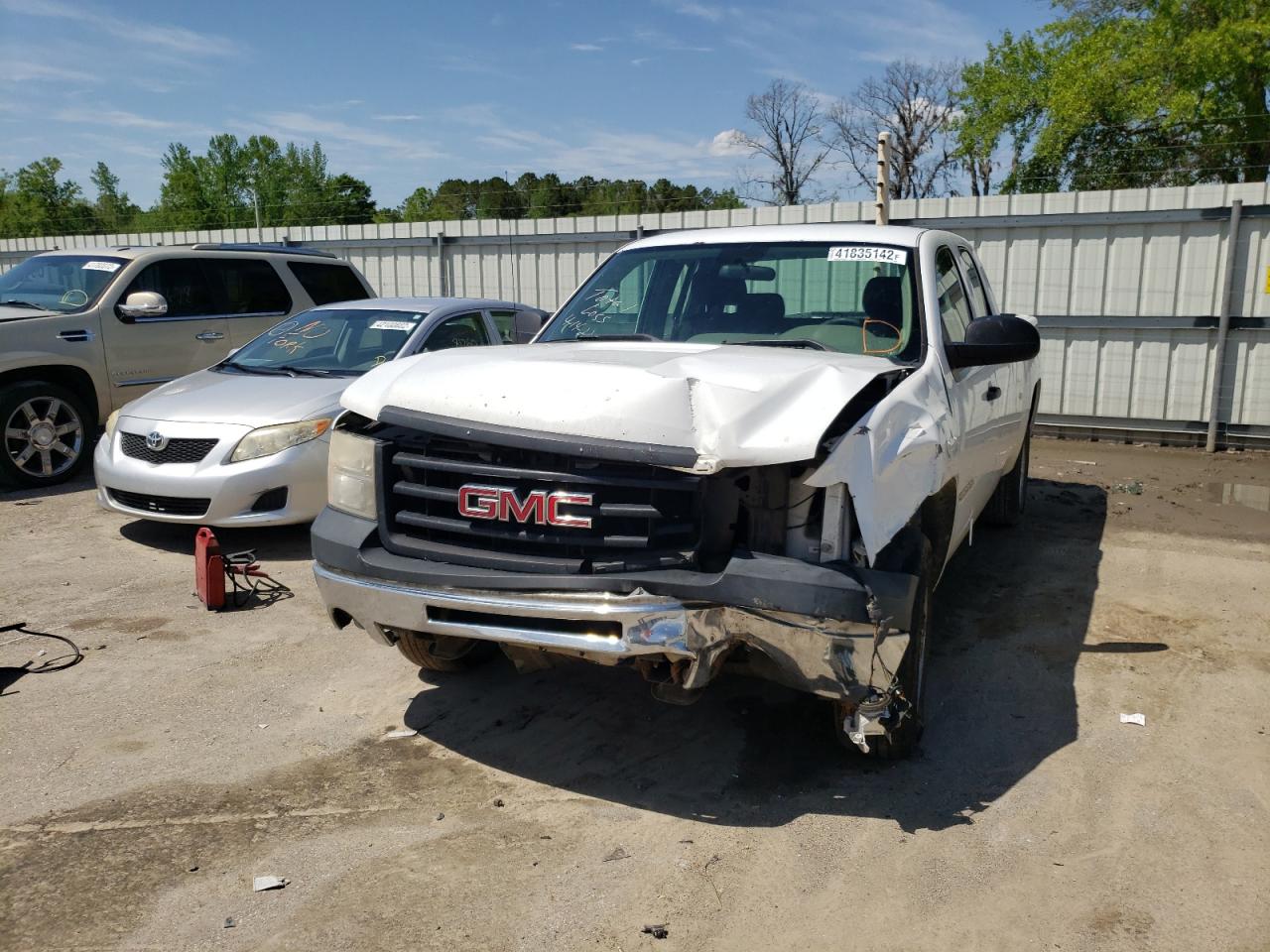 Photo 9 from auction – 2011 GMC SIERRA C15 with VIN 1GTR1TEX0BZ438401