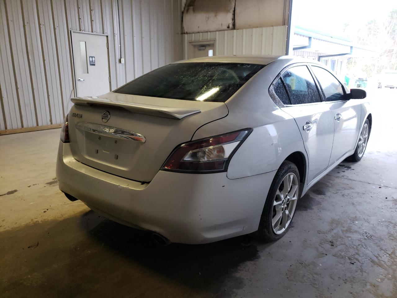 Photo 4 from auction – 2012 NISSAN MAXIMA S with VIN 1N4AA5AP2CC810362