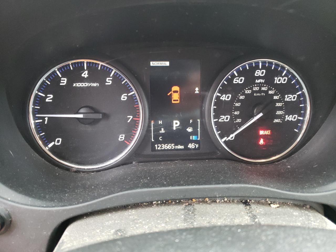 Photo 8 from auction – 2015 MITSUBISHI OUTLANDER with VIN JA4AZ3A3XFZ012529
