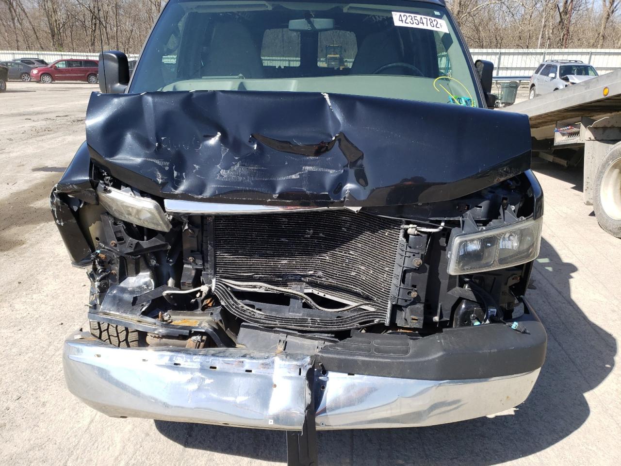 Photo 7 from auction – 2012 GMC SAVANA G15 with VIN 1GTS8AF44C1192359