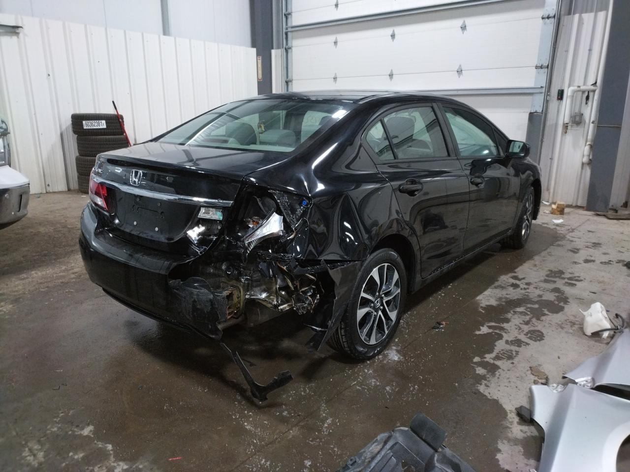 Photo 4 from auction – 2015 HONDA CIVIC LX with VIN 2HGFB2F5XFH525043