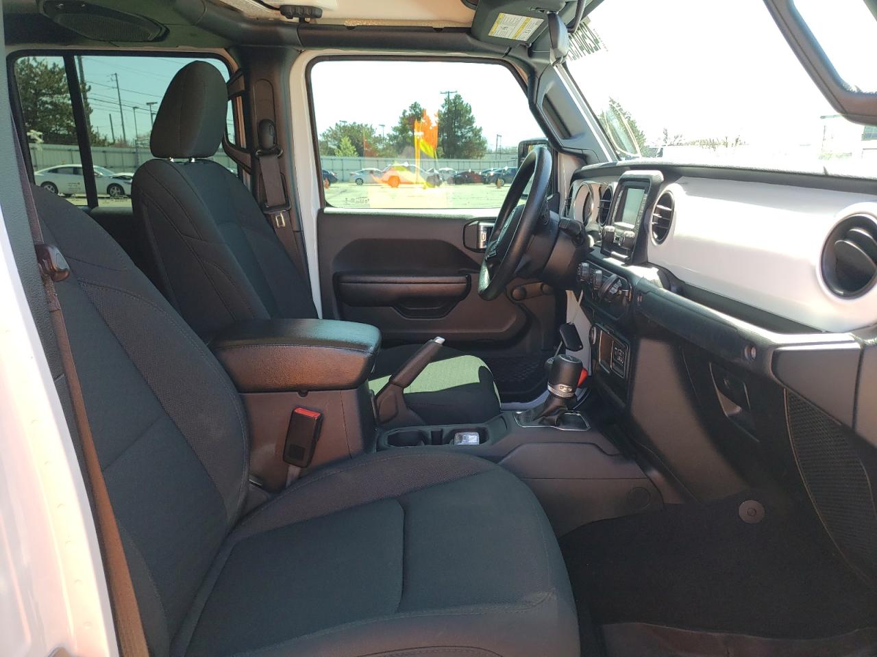 Photo 5 from auction – 2021 JEEP GLADIATOR with VIN 1C6HJTAG5ML510689
