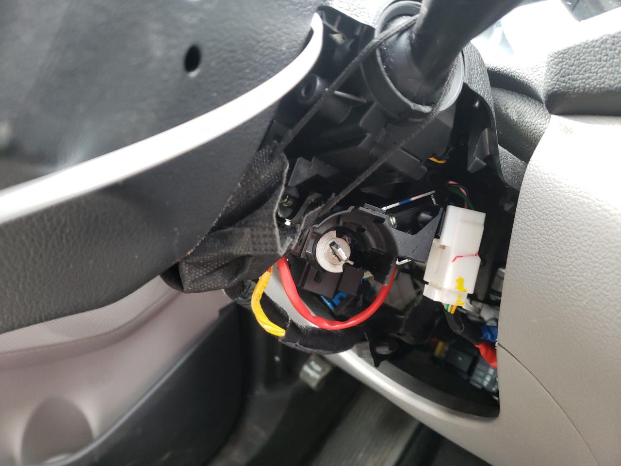 Photo 9 from auction – 2017 HYUNDAI TUCSON LIM with VIN KM8J3CA40HU313676