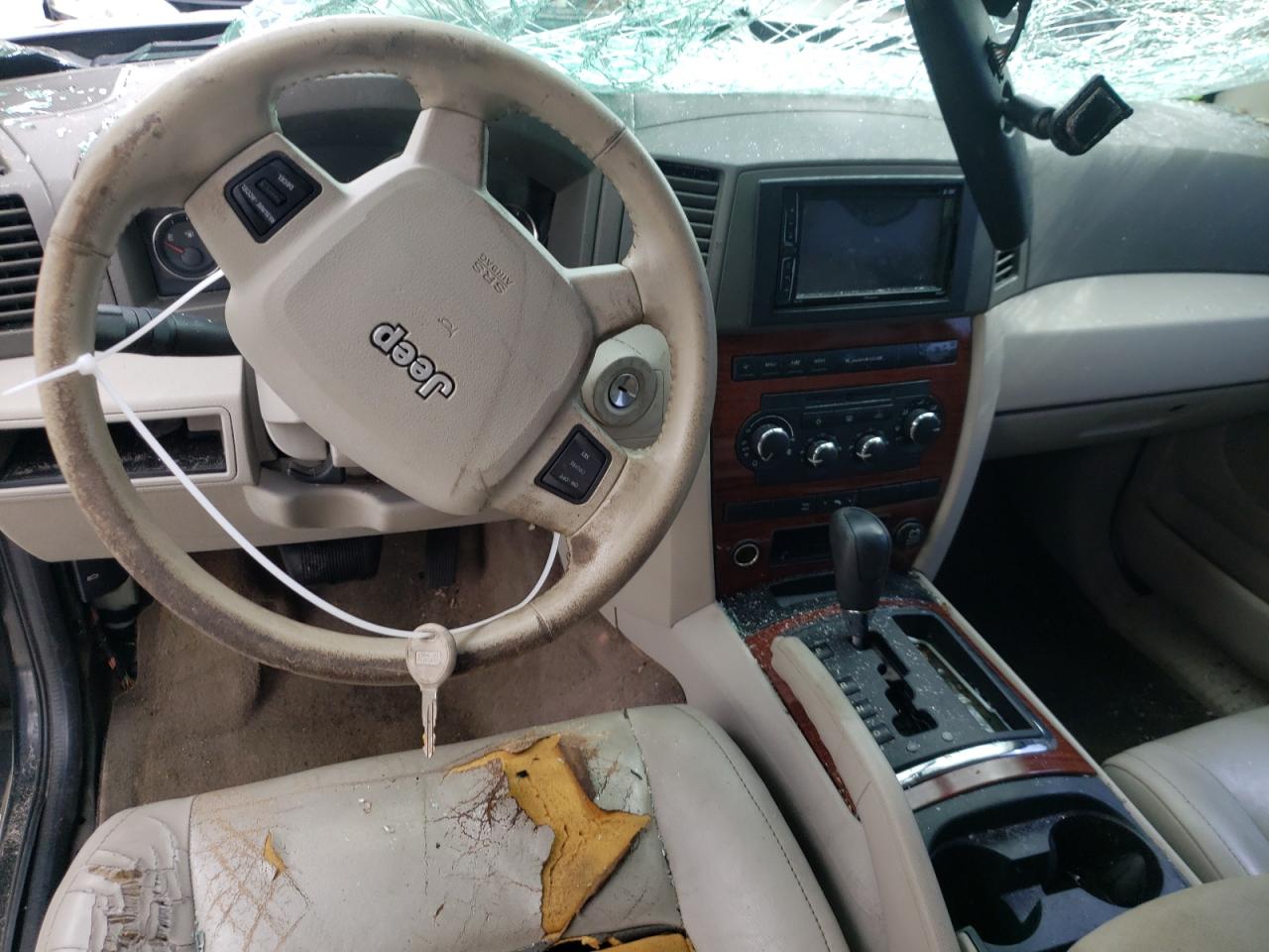 Photo 9 from auction – 2005 JEEP GRAND CHER with VIN 1J4HS58N35C720497