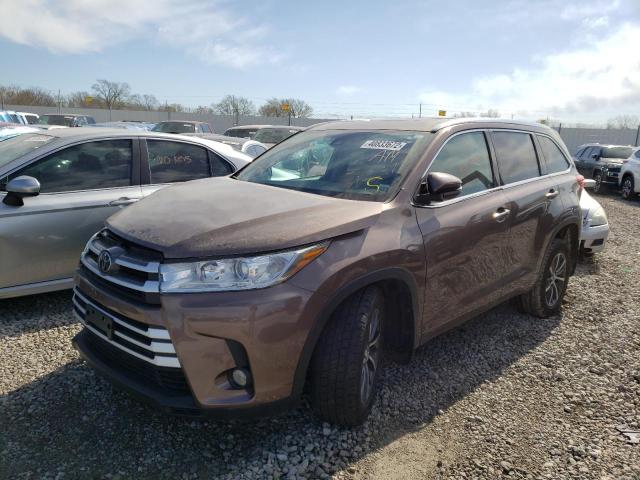 Photo 2 from auction – 2018 TOYOTA HIGHLANDER with VIN 5TDJZRFH6JS489563