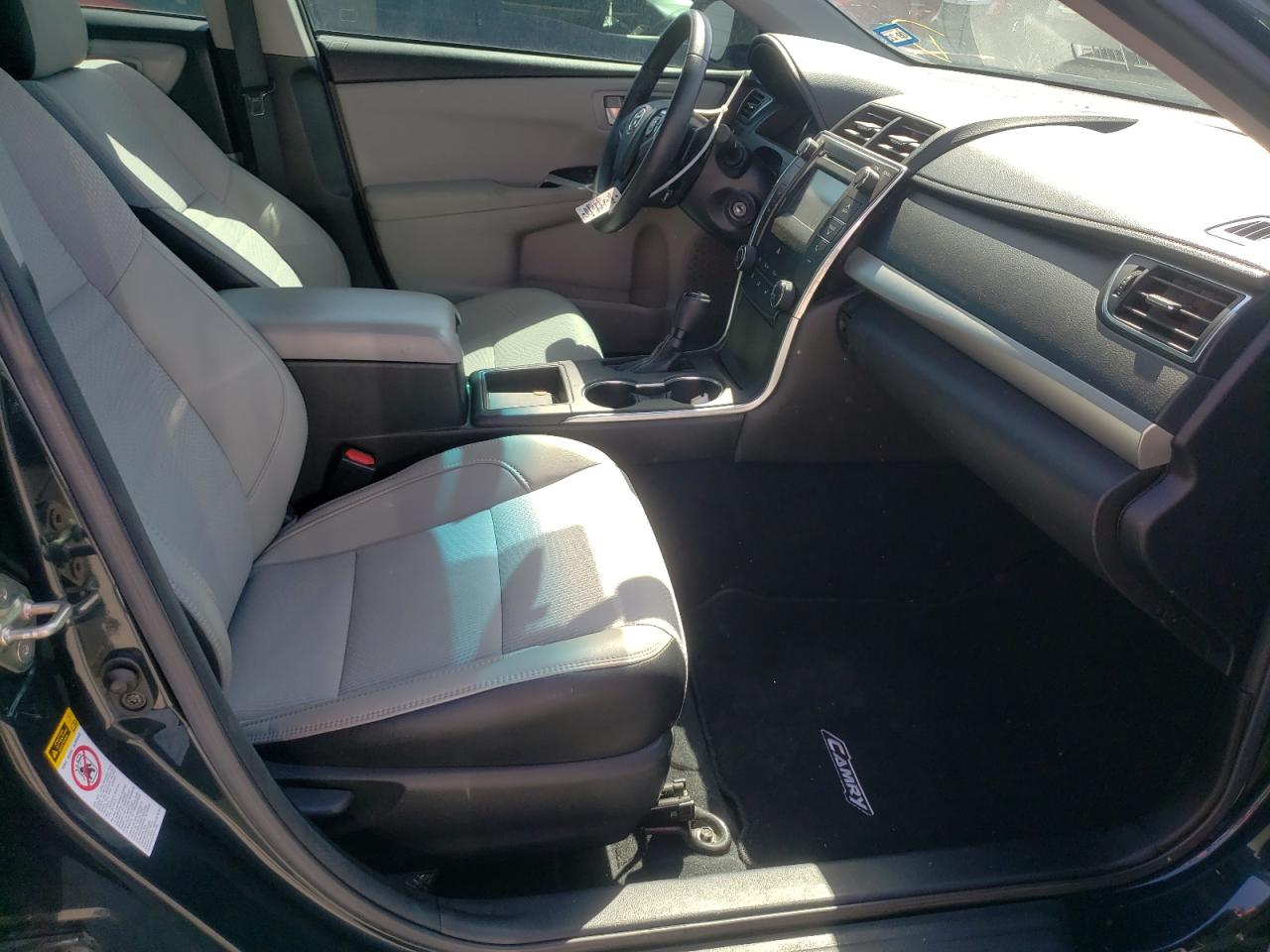 Photo 5 from auction – 2017 TOYOTA CAMRY LE with VIN 4T1BF1FK5HU340251