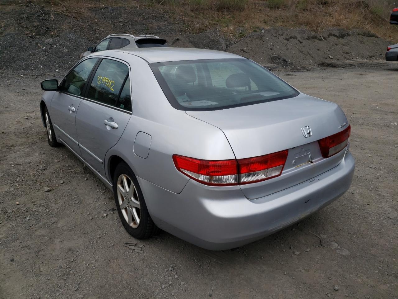 Photo 3 from auction – 2003 HONDA ACCORD with VIN 1HGCM66543A035230