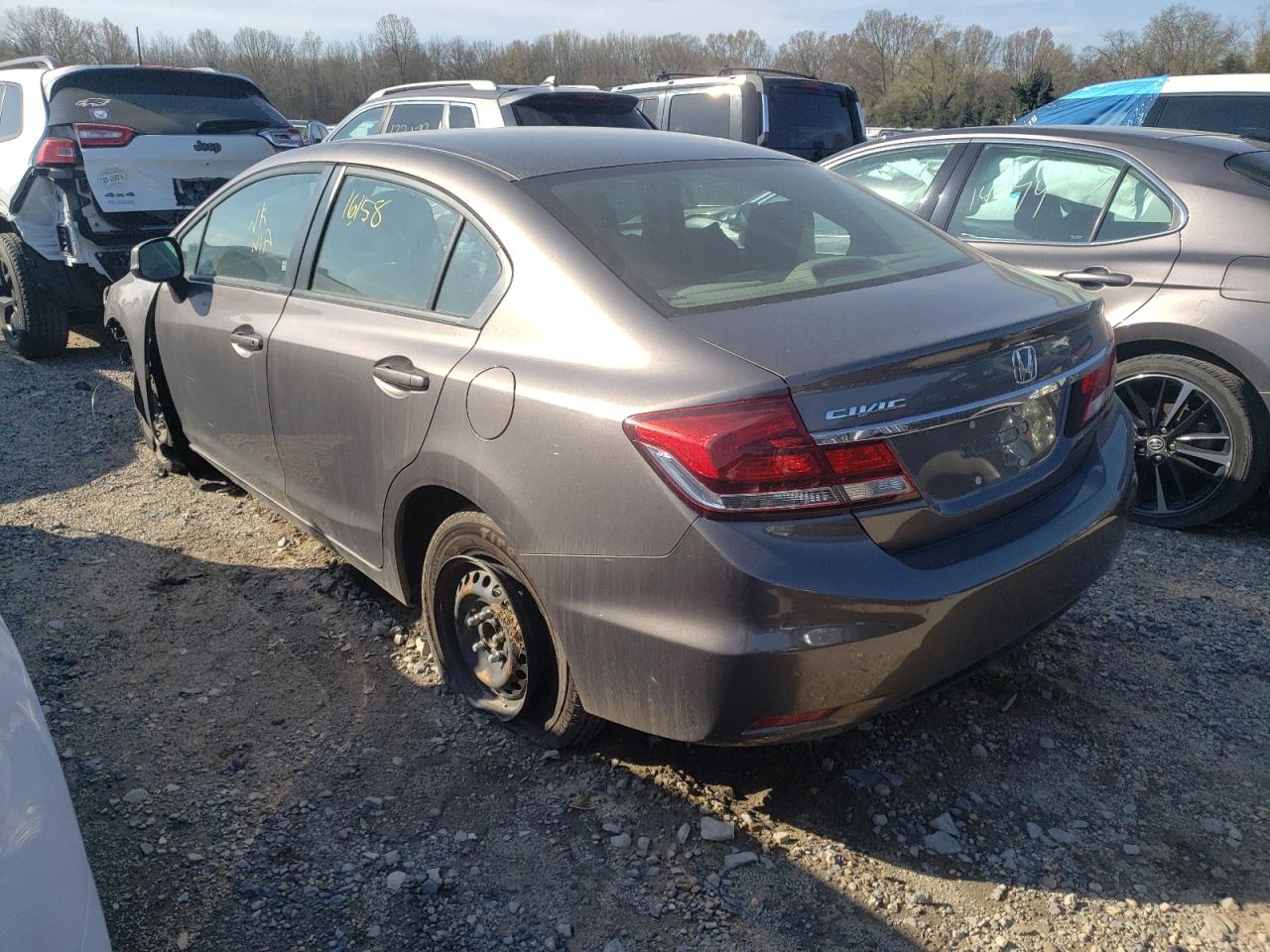 Photo 3 from auction – 2013 HONDA CIVIC LX with VIN 19XFB2F53DE238117