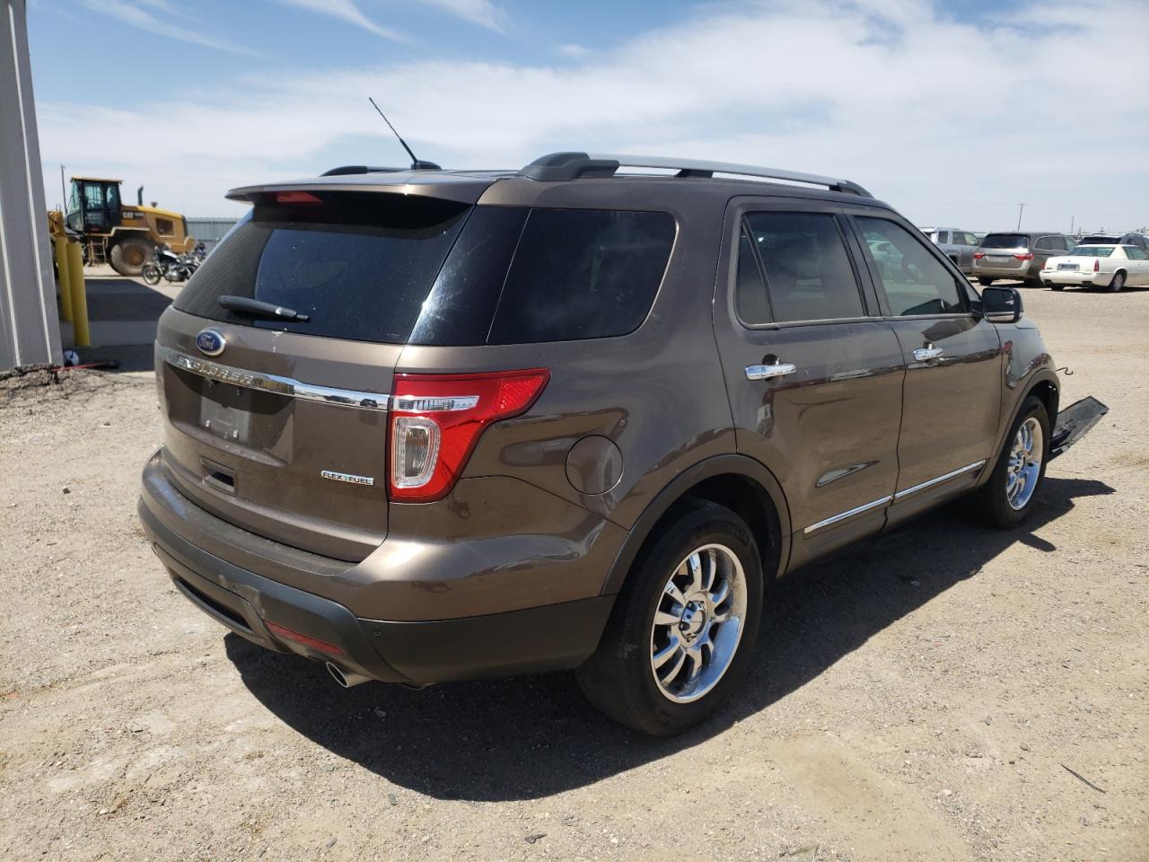 Photo 4 from auction – 2015 FORD EXPLORER X with VIN 1FM5K7D8XFGA08109