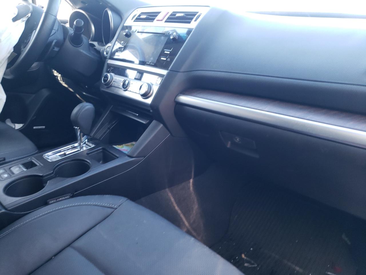 Photo 5 from auction – 2017 SUBARU OUTBACK 2. with VIN 4S4BSANC7H3271283
