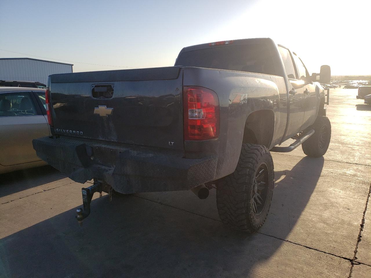 Photo 4 from auction – 2010 CHEVROLET SILVERADO with VIN 1GC4KXB66AF115643