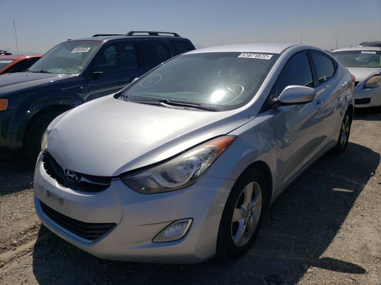 Photo 2 from auction – 2012 HYUNDAI ELANTRA GL with VIN 5NPDH4AE0CH073498
