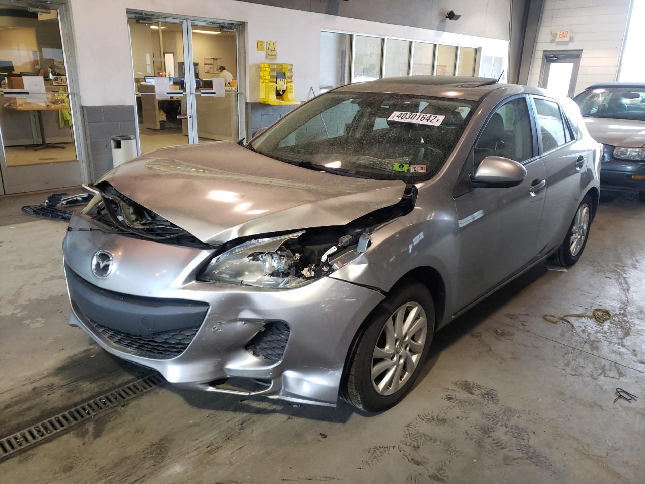 Photo 2 from auction – 2012 MAZDA 3 I with VIN JM1BL1M7XC1700684