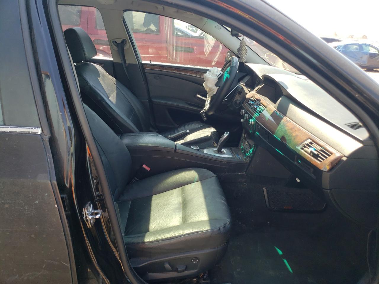 Photo 5 from auction – 2008 BMW 528 XI with VIN WBANV13558CZ56635