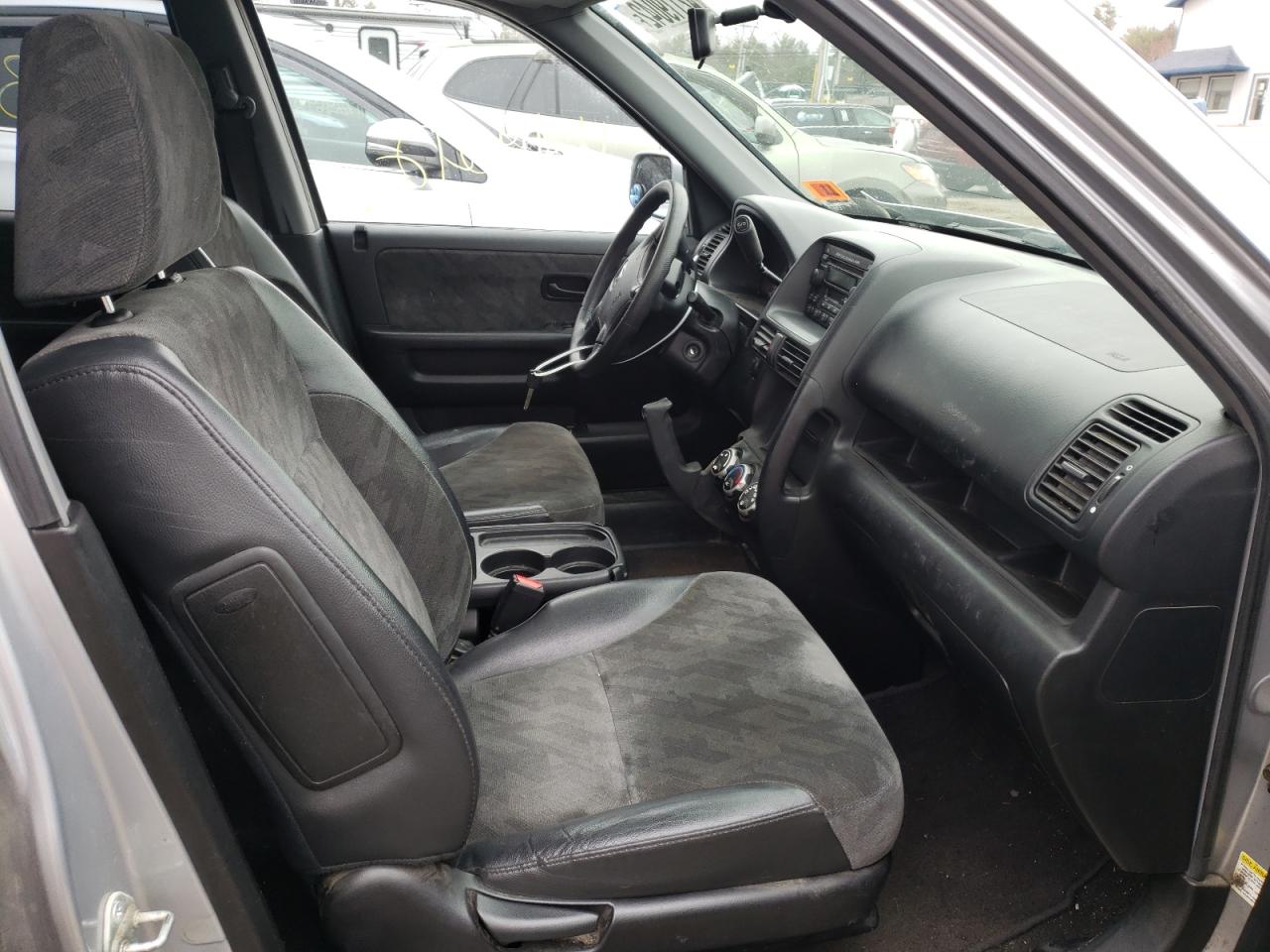 Photo 5 from auction – 2002 HONDA CR-V EX with VIN JHLRD78862C029148