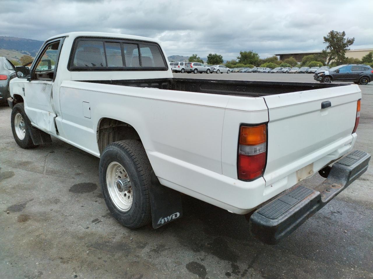 Photo 3 from auction – 1988 DODGE RAM 50 with VIN JB7FM29E3JP090567