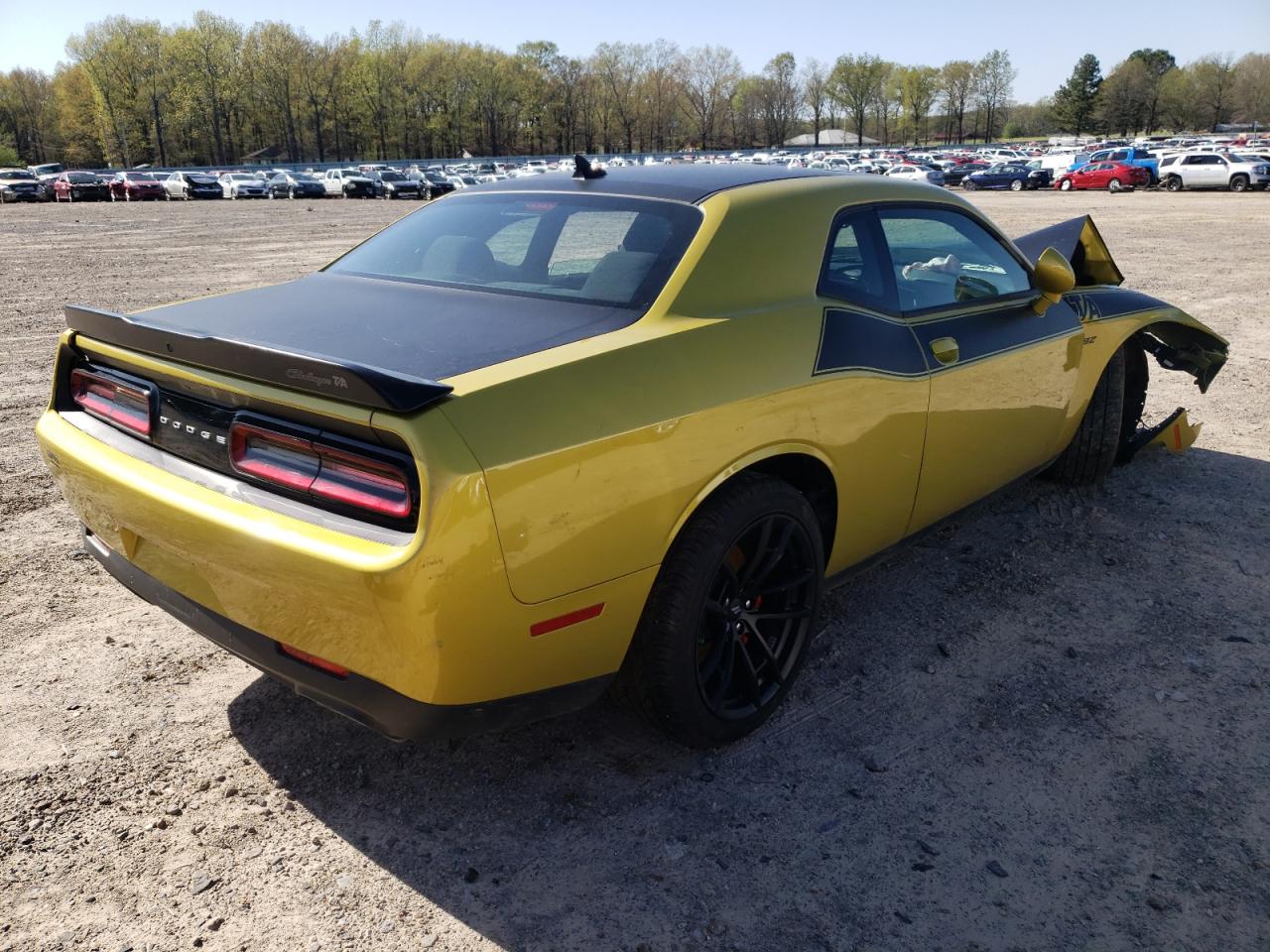 Photo 4 from auction – 2021 DODGE CHALLENGER with VIN 2C3CDZFJ7MH635325
