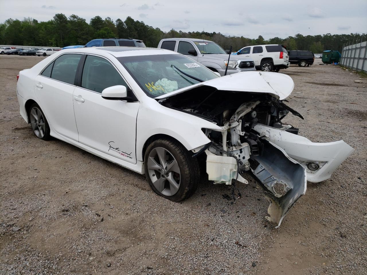 Photo 1 from auction – 2014 TOYOTA CAMRY L with VIN 4T1BF1FK4EU463423