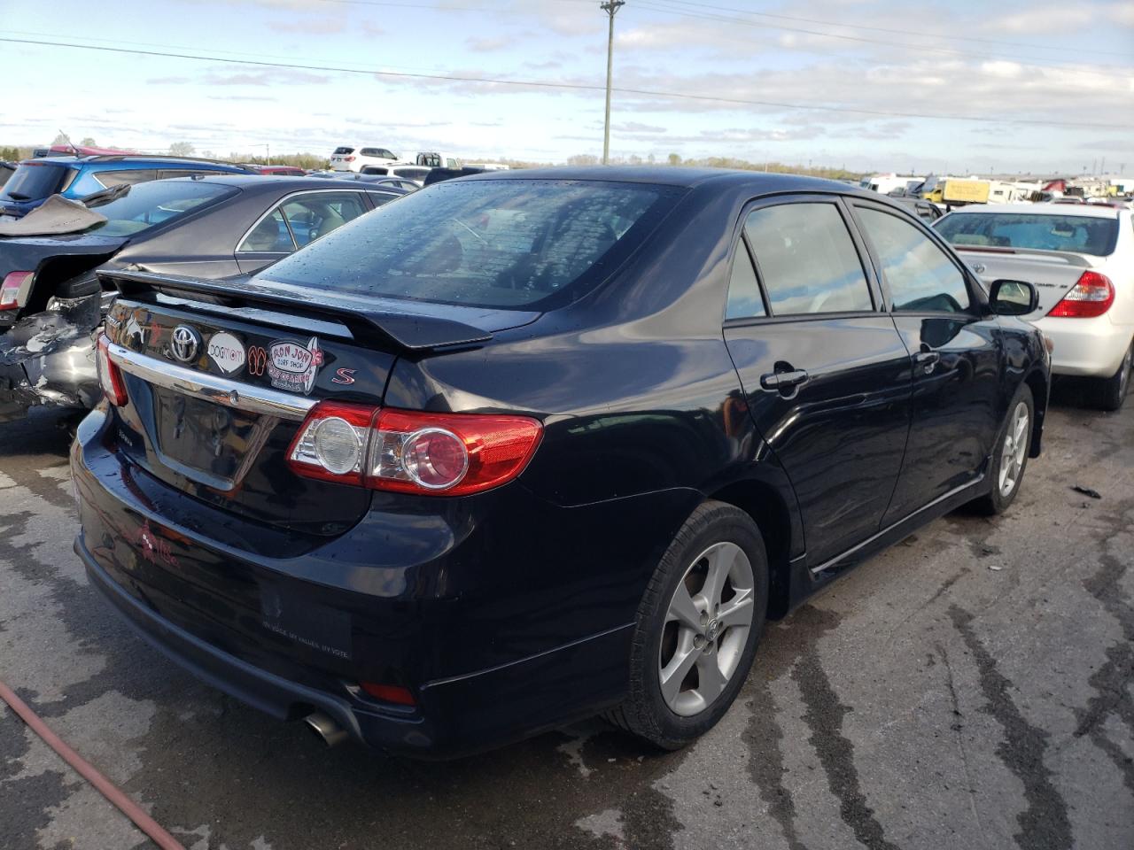 Photo 4 from auction – 2012 TOYOTA COROLLA with VIN 2T1BU4EE8CC811967