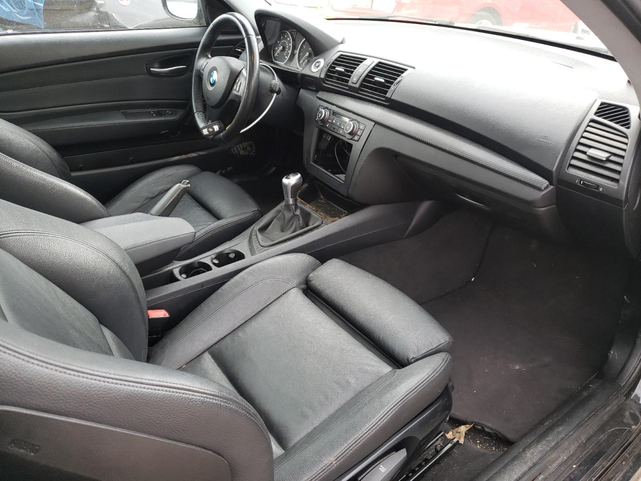 Photo 5 from auction – 2011 BMW 128 I with VIN WBAUP7C5XBVF07930