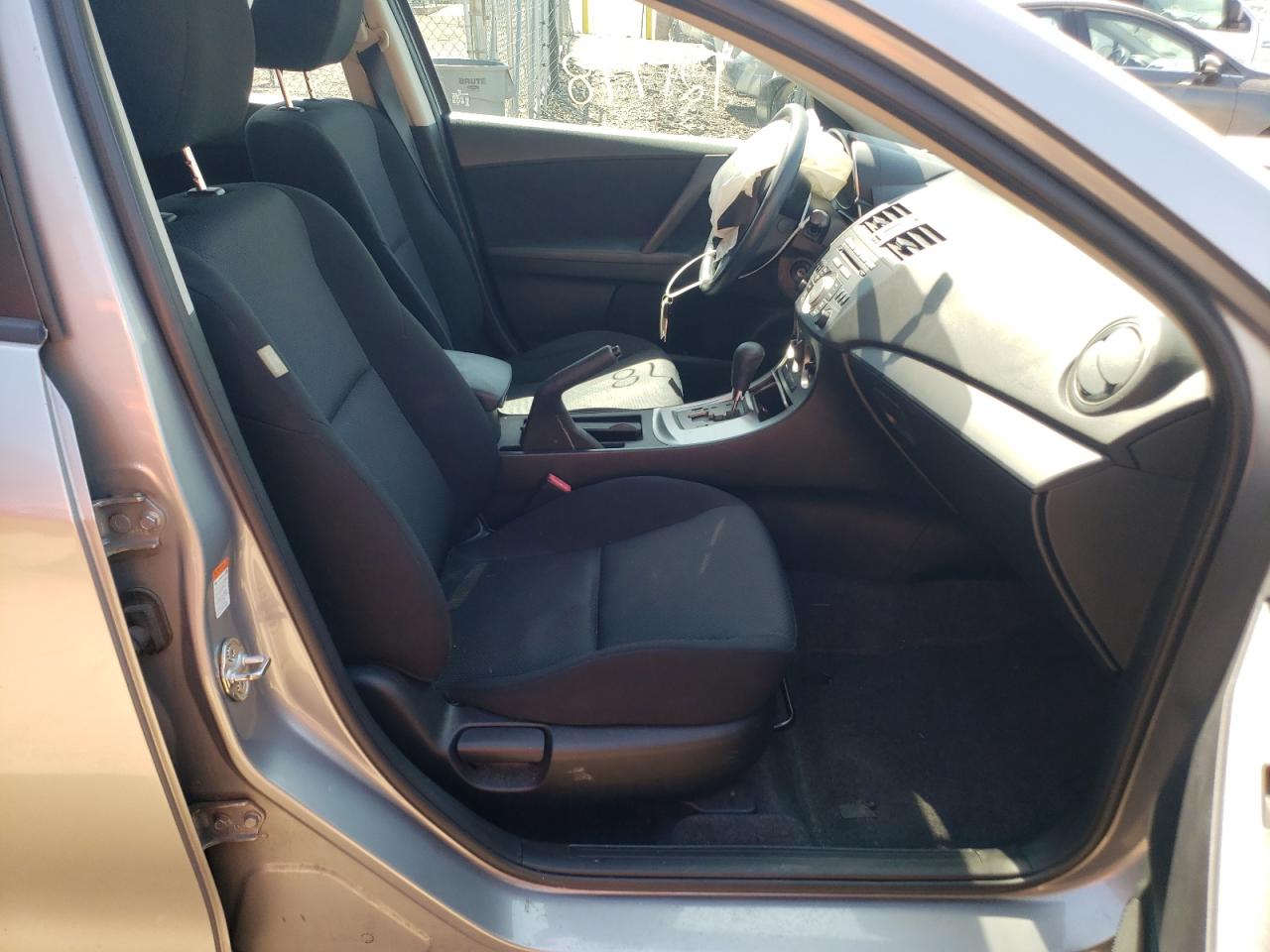 Photo 5 from auction – 2011 MAZDA 3 I with VIN JM1BL1UG4B1404204