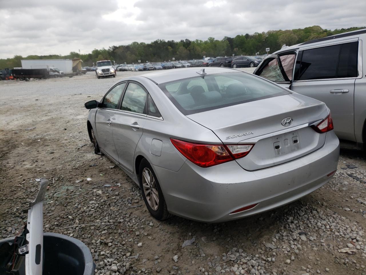 Photo 3 from auction – 2013 HYUNDAI SONATA GLS with VIN 5NPEB4AC9DH791847