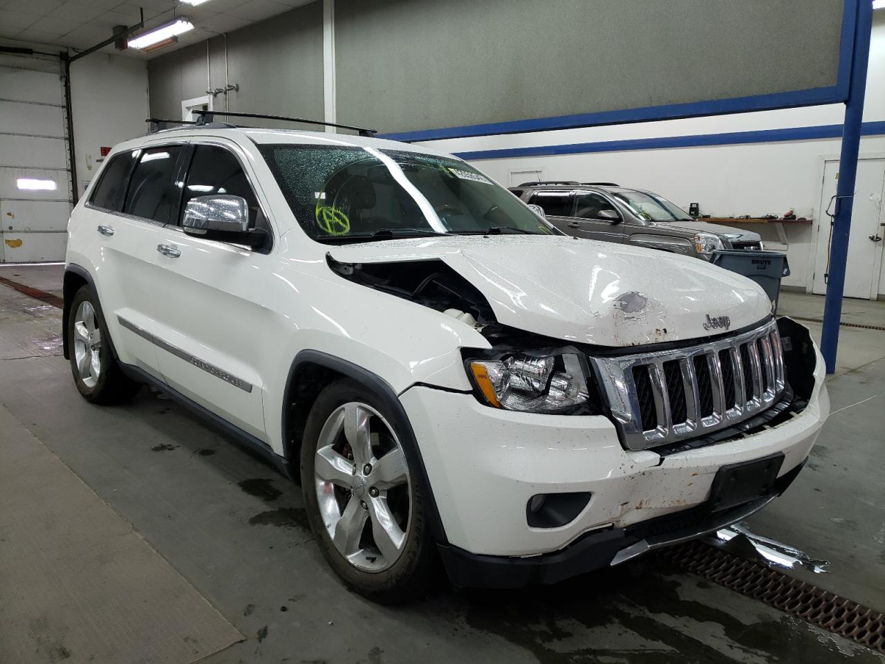 JEEP GRAND CHER 2012 with VIN 1C4RJFCT3CC149146 - Photo from auction