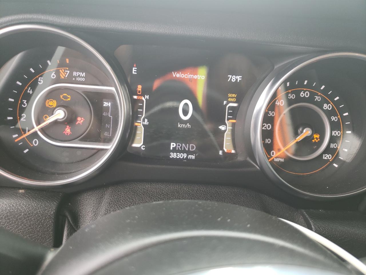 Photo 8 from auction – 2020 JEEP GLADIATOR with VIN 1C6HJTAG0LL113129