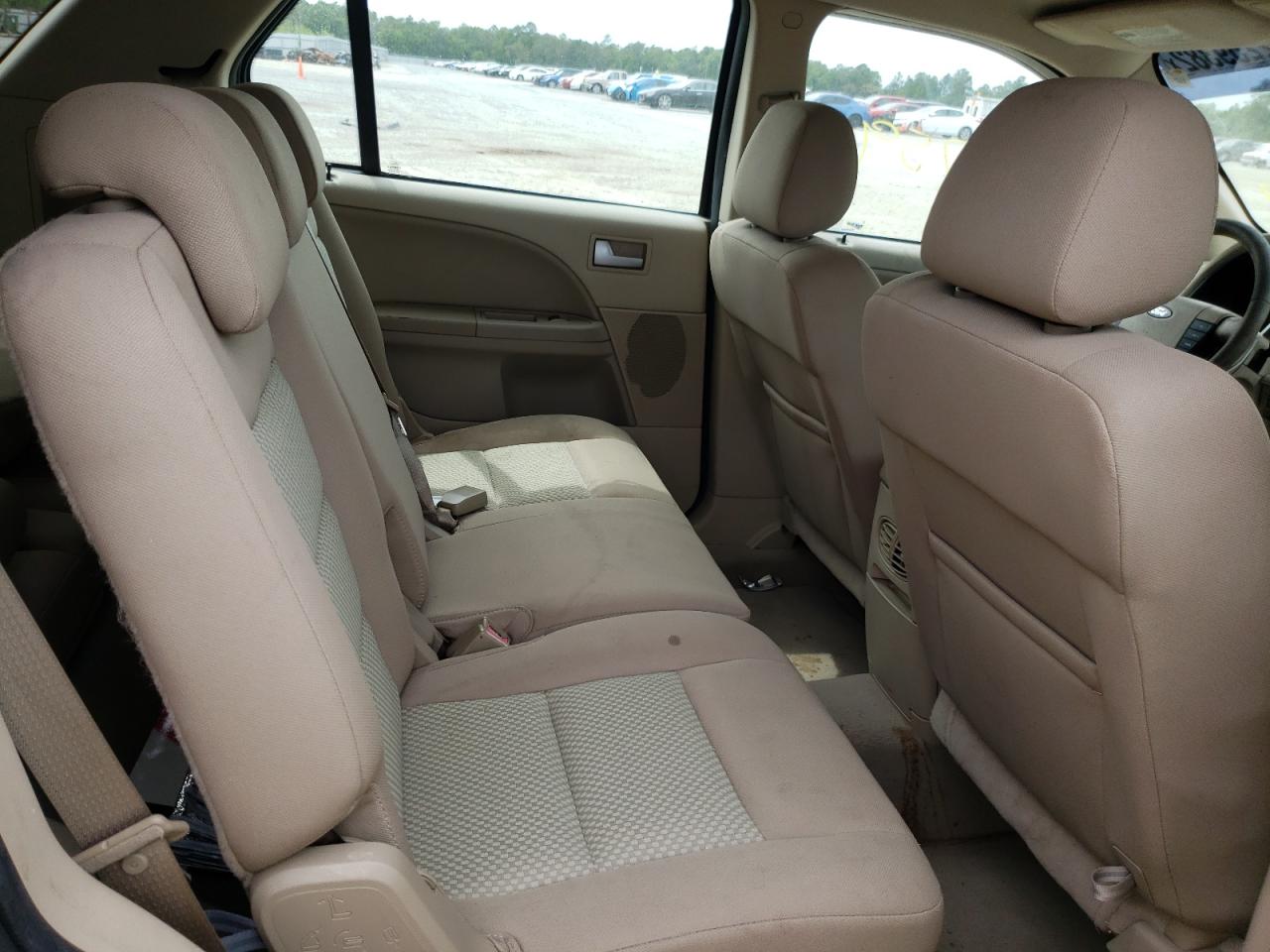 Photo 6 from auction – 2007 FORD FREESTYLE with VIN 1FMDK02147GA01912