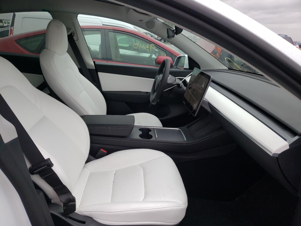 Photo 5 from auction – 2021 TESLA MODEL Y with VIN 5YJYGAEE5MF295094