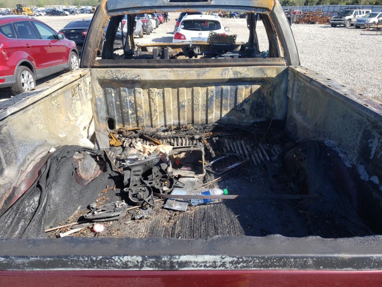 Photo 9 from auction – 2004 FORD F150 with VIN 1FTRX12W64NC56405