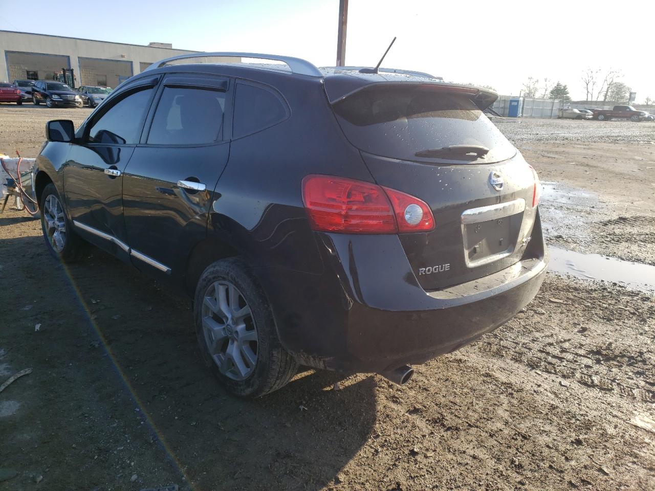 Photo 3 from auction – 2012 NISSAN ROGUE S with VIN JN8AS5MT5CW278818